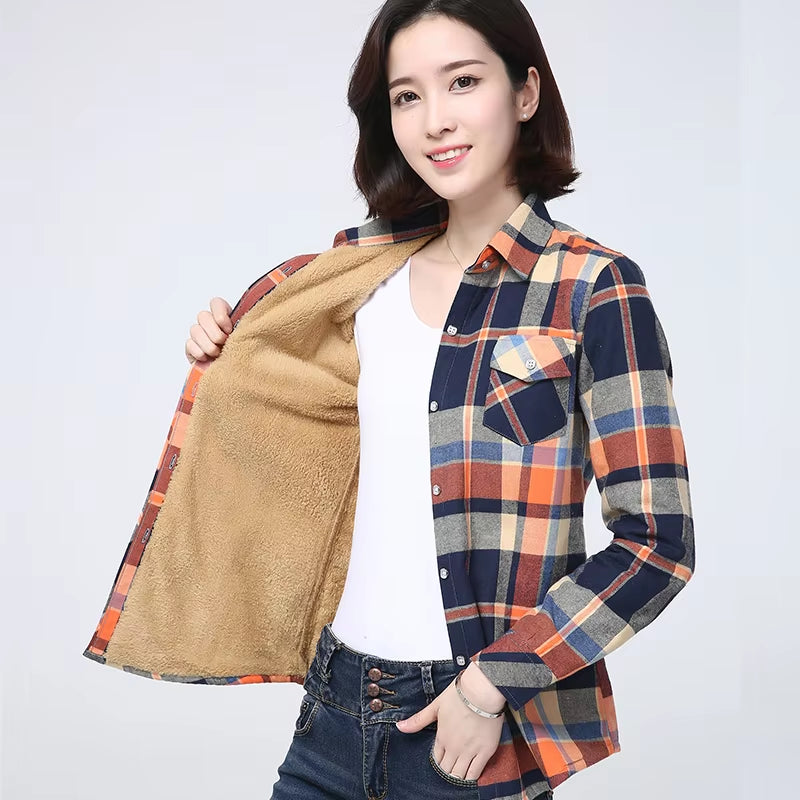 2023 Winter New plus Thick Women'S Warm Plaid Shirt Coat Lady Casual Fleece Velvet Jacket Tops Hot Women Clothes Outerwear