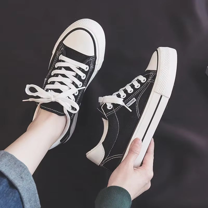 Shoes for Women Low-Top Vulcanized Canvas Platform Sneakers Black Flats Tennis Female Classic Student Small Couples Skateboard