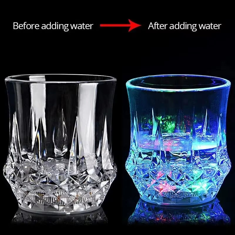 1Pc Colorful Glowing Cup Pour Water and It Lights up Inductive Pineapple Cup KTV Bar Color Changing Beer Cup