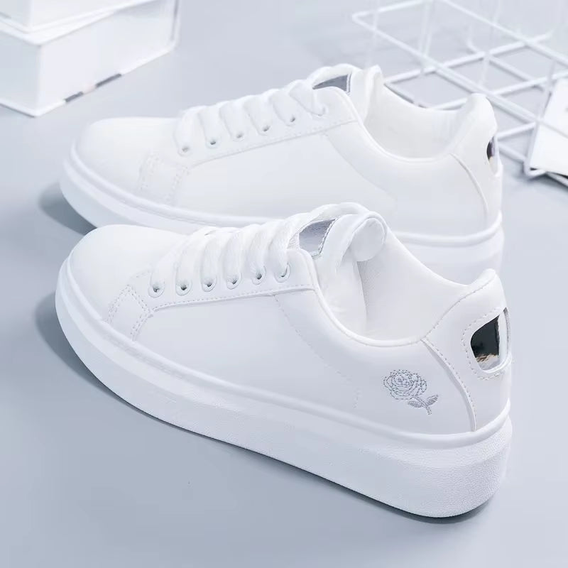 Shoes 2023 Women Running Spring Autumn Fashion White Breathable Embroidered Flower Lace-Up Casual Sneakers Zapatos De Mujer