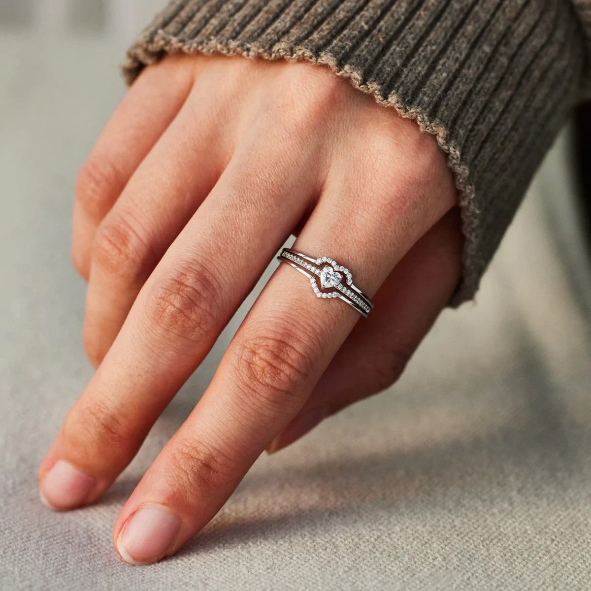 925 Sterling Silver Inlaid Zircon Heart Ring