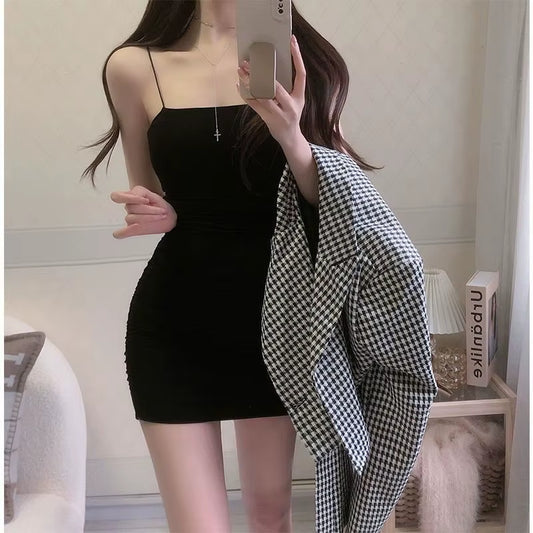 Whiteblack Sling Sleeveless Type a Short Women'S Summer New Sexy Tight Sexy Slim Slimming Arm Covering Skirt Simple