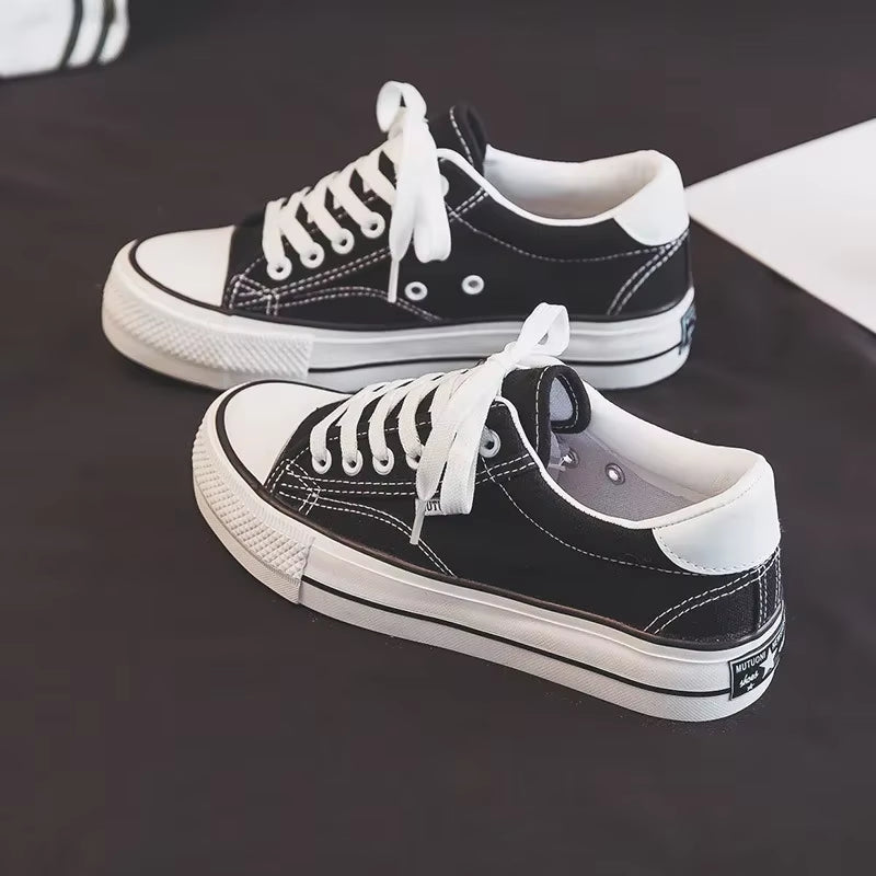 Shoes for Women Low-Top Vulcanized Canvas Platform Sneakers Black Flats Tennis Female Classic Student Small Couples Skateboard